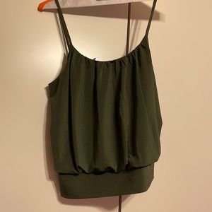 EXPRESS - (NWT) WOMENS SIZE XS SATIN TOP